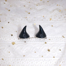 Load image into Gallery viewer, Devil Horn Hairpin Side Clip-Cosplay Accessories-UNIQSO
